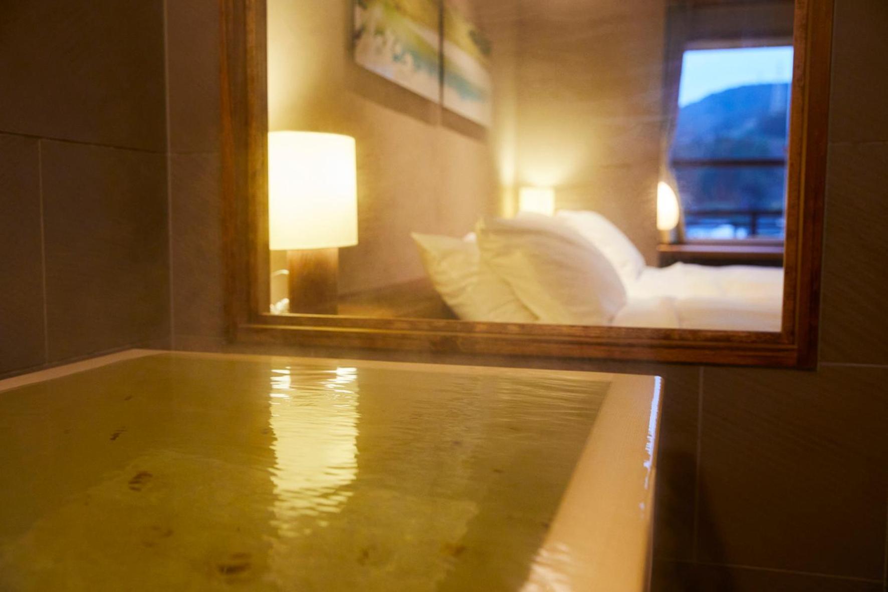 Ryokan Oomuraya Ureshino Eksteriør bilde